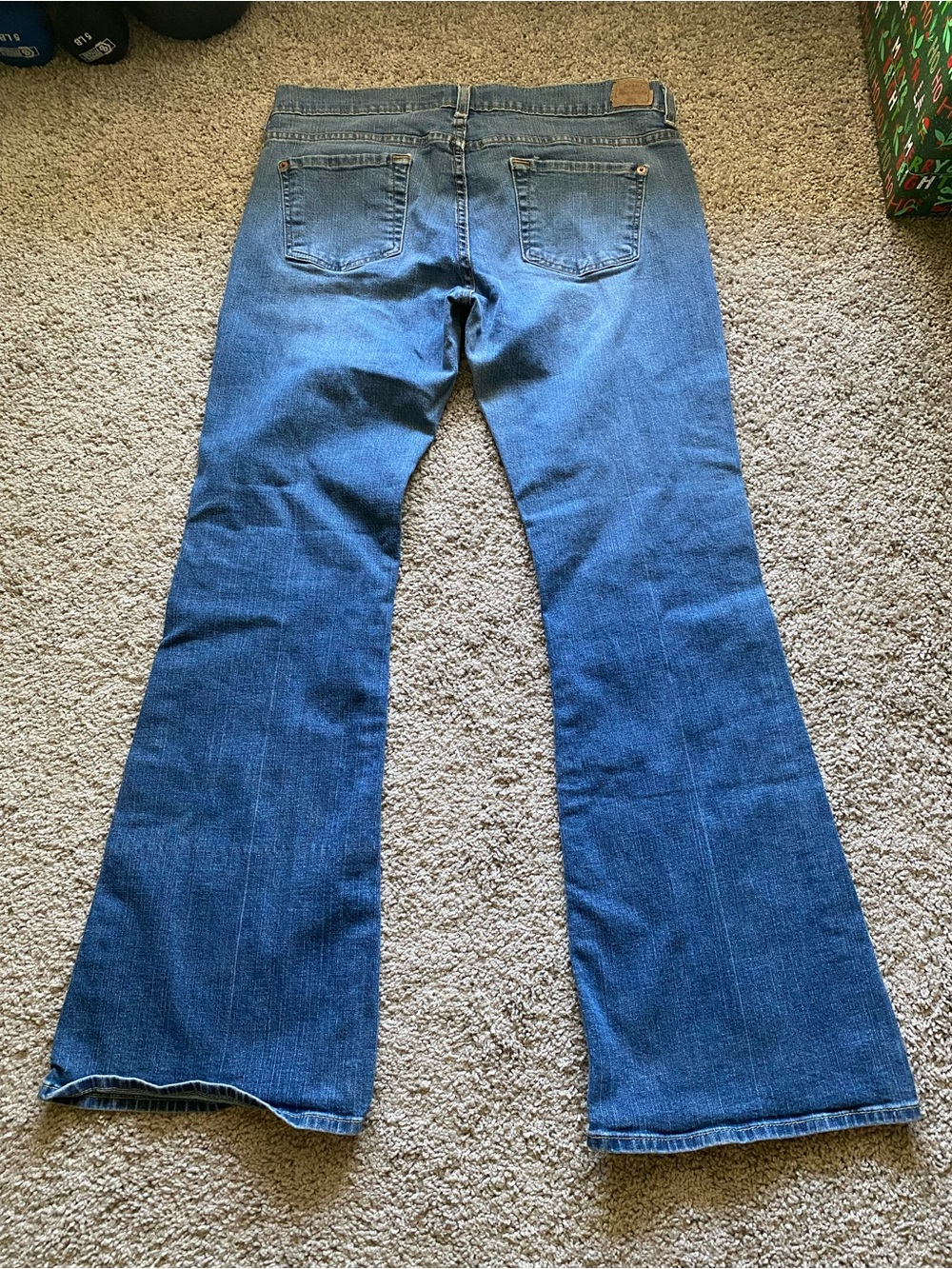 Old Navy Y2K Medium Blue Flared Jeans - Picture 4 of 5